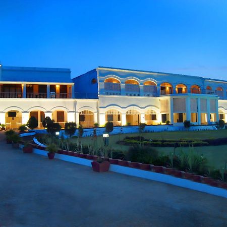 Chanakya Bnr Hotel Purí Exteriér fotografie